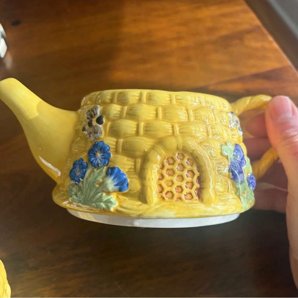 Kate Williams Global Design Connections Weave Beehive Teapot (3 Piece Set)